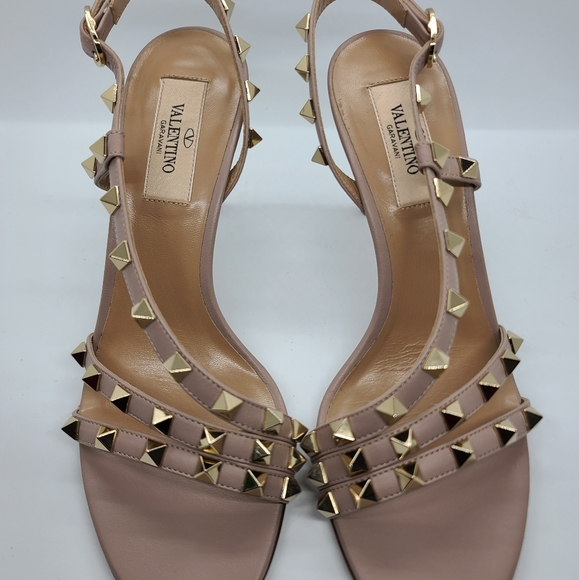 Valentino Asymmetrical Nude Rockstud Sandals 36 - Picture 2 of 9